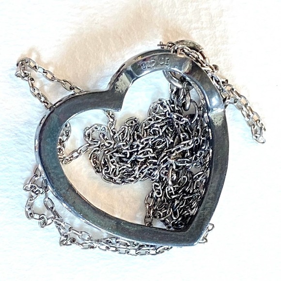 Sterling Silver w Rhinestones Heart Shape Pendant Necklace 17" chain. - Picture 5 of 8